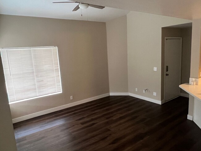 Foto del edificio - 2 Bedroom 1 Bath In Central Las Vegas