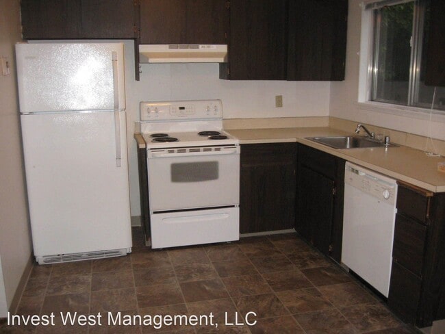 Building Photo - 911 W 29th St