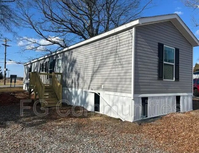 Building Photo - 213 Lineberger Rd