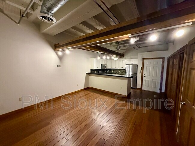Foto del edificio - 132 S Dakota Ave
