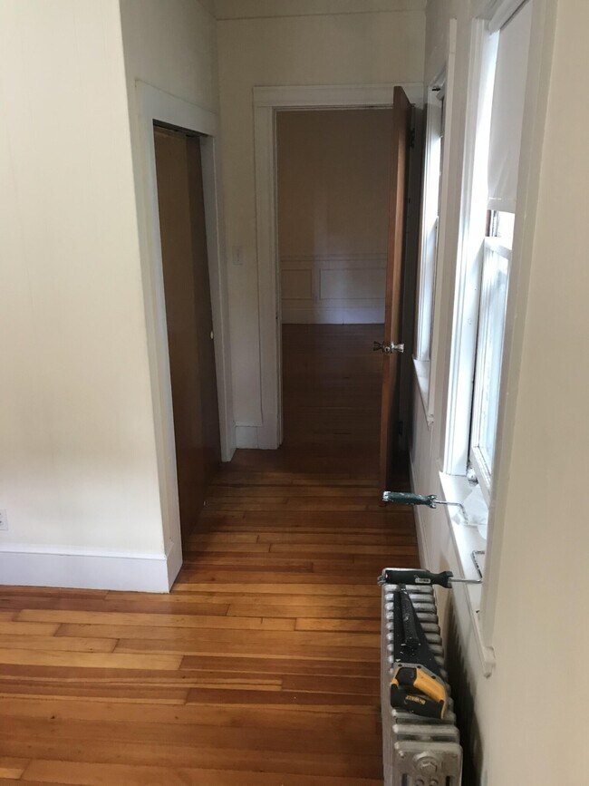 Building Photo - 381 Harvard St