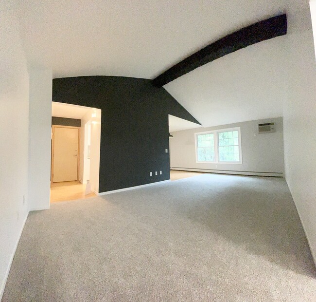 Building Photo - 4500 Cedar Lake Rd S
