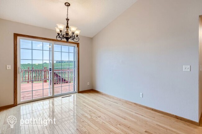 Foto del edificio - 302 7th St S