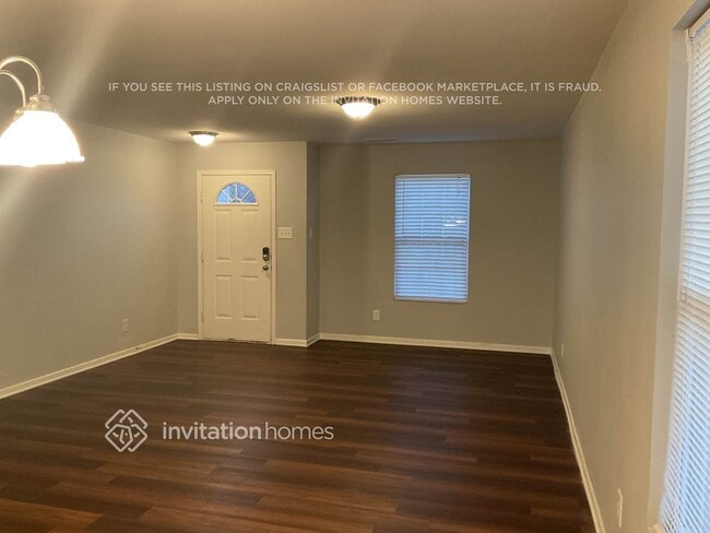 Building Photo - 513 Zander Woods Ct