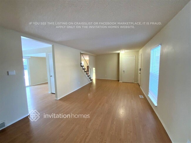 Foto del edificio - 2690 Ridge Dr