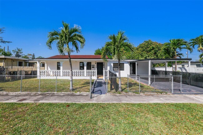 Building Photo - 1610 NW 33rd Ave