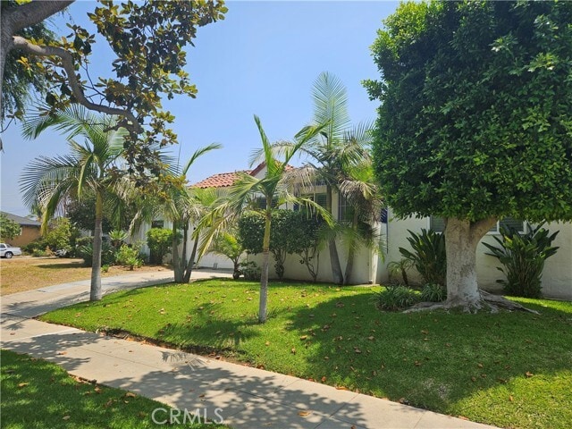 Building Photo - 1704 La Golondrina Ave
