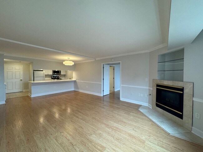 Foto del edificio - Bright And Spacious 2 Bed 2 Bath Condo In ...