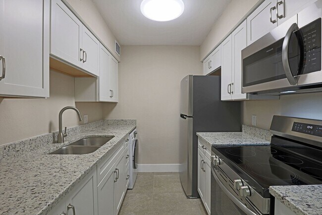Foto del edificio - 5303 Summerlin Rd