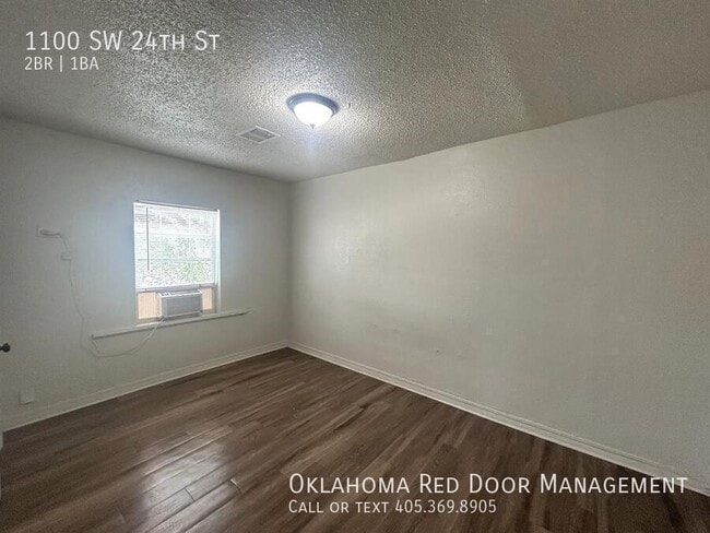 Foto del edificio - 1100 SW 24th St