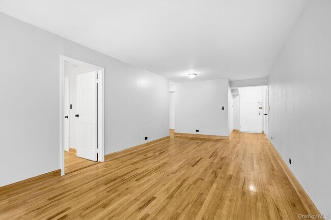 Foto del edificio - 2385 Barker Ave