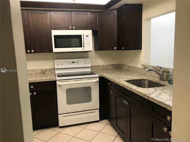 Foto del edificio - 11207 SW 88th St