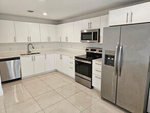 Building Photo - 25806 SW 144th Ct