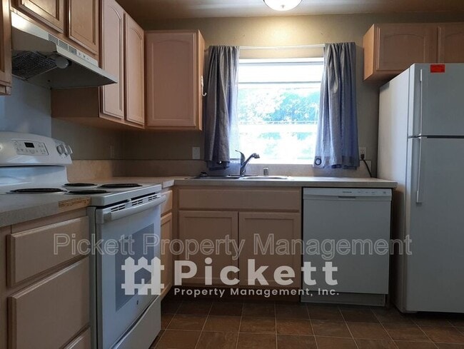 Foto del edificio - 391 NW Mosher Canyon Rd