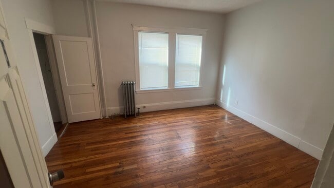 Building Photo - 109 Callender St