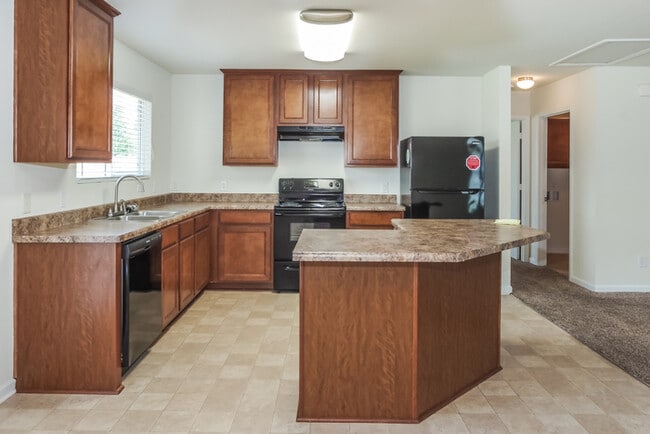 Foto del edificio - 15230 Mill Valley Dr