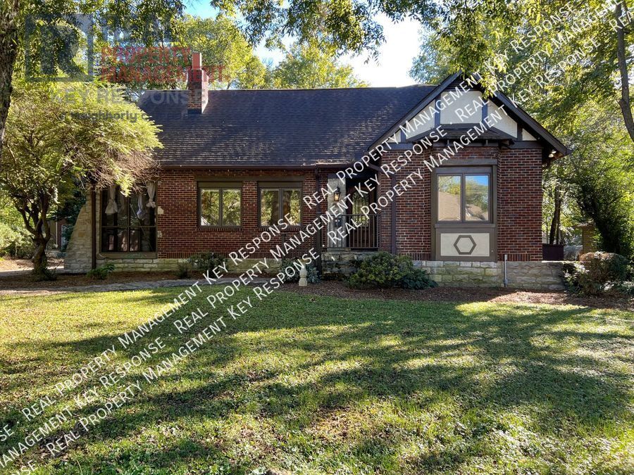 Tudor in Hillsboro West End! House Rental in Nashville, TN