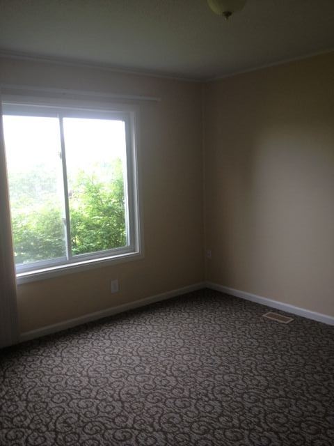 Foto del edificio - 970 Village Dr