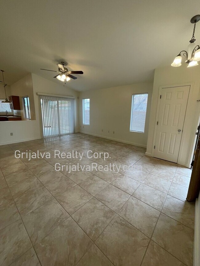Foto del edificio - Lovely 3 Bedroom, 2 Bath Star Valley House for Rent (Valencia/Wade)