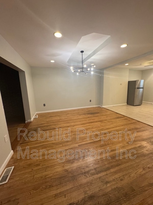Foto del edificio - 3303 Winterbourne Rd