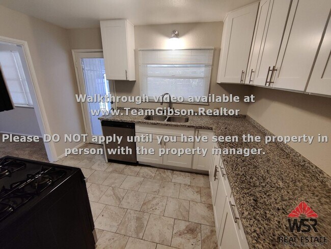 Foto del edificio - 4 Bedroom / 2 Bathroom Home.