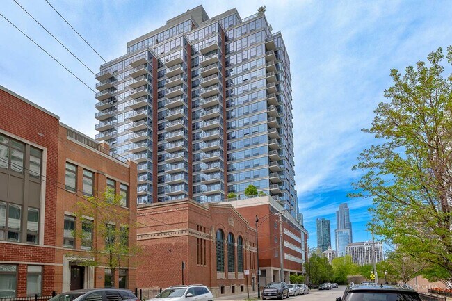 Foto del edificio - 1600 S Prairie Ave