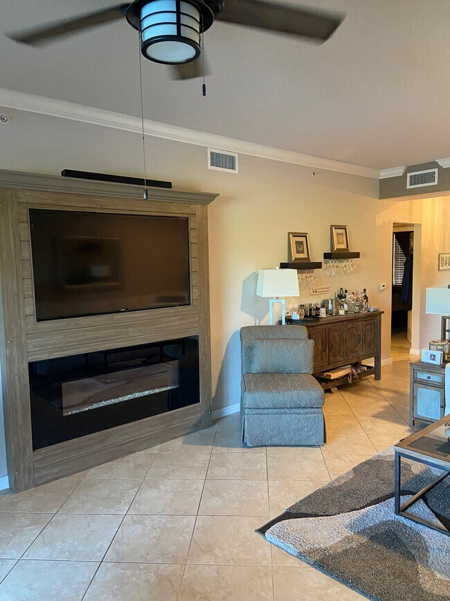 Foto del edificio - 10317 Heritage Bay Blvd