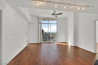 Building Photo - 200 W Sahara Ave