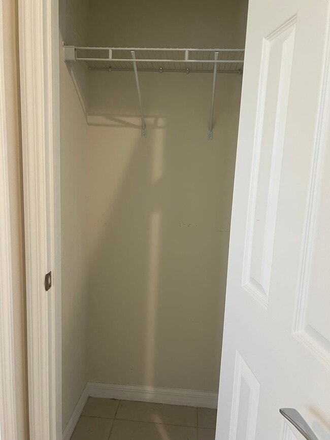 Foto del edificio - 2 bedroom, 2 bathroom attached villa home ...