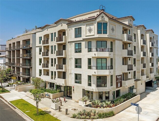 Foto del edificio - 1303 Orange Grove Ave