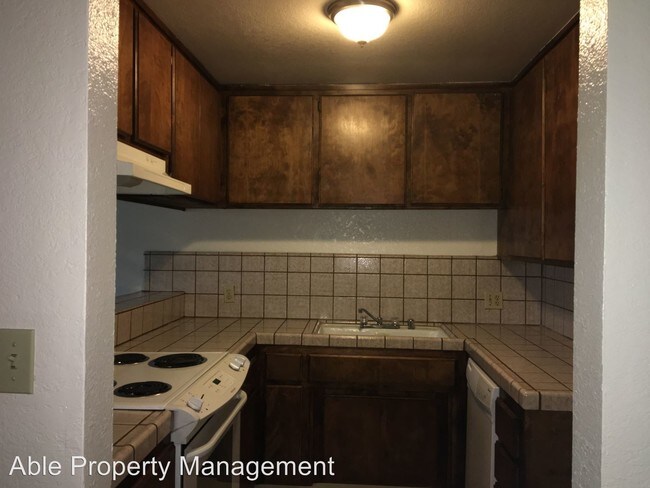 Building Photo - 6701 Klamath Way