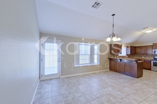 Foto del edificio - 4210 Syracuse St