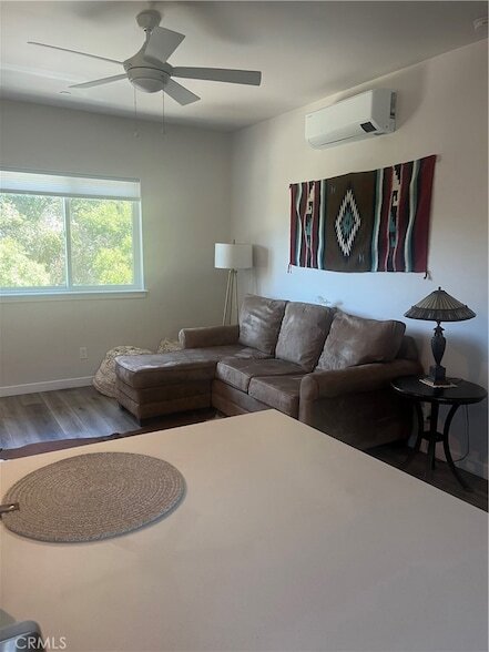 Foto del edificio - 92 Old Mission Dr