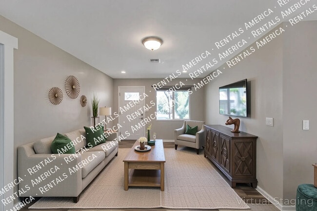 Building Photo - 2558 E Alta Vista St