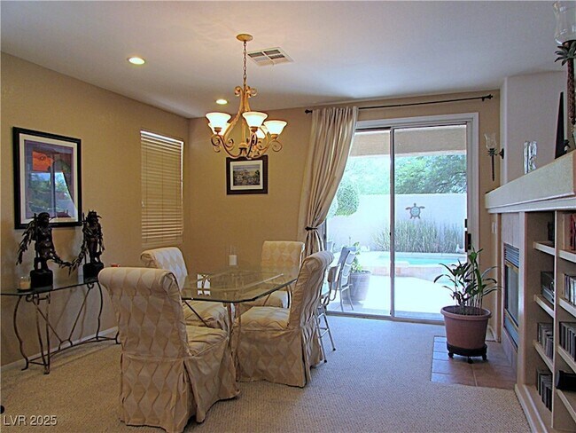 Foto del edificio - 1316 Pintail Point St