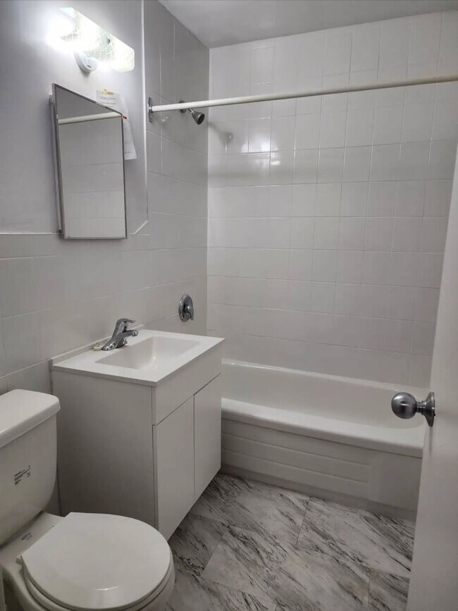 Photo du bâtiment - Dixon Terrace