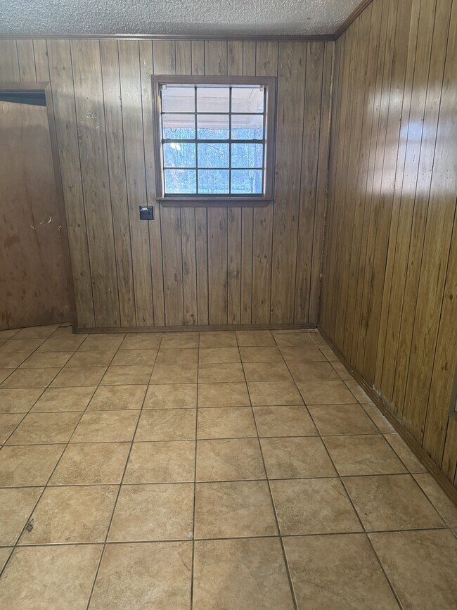 Foto del edificio - 1206 Rosewood Dr