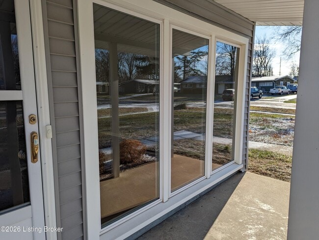 Building Photo - 1701 Brentmoor Ln