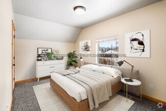 Building Photo - 215 N Quaw Blvd