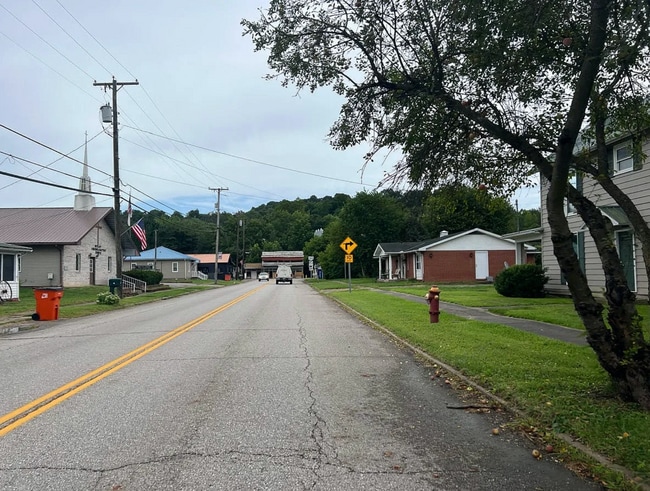 Building Photo - 55 Salem St