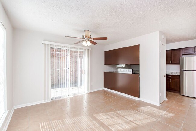 Building Photo - 8457 Governor Dr