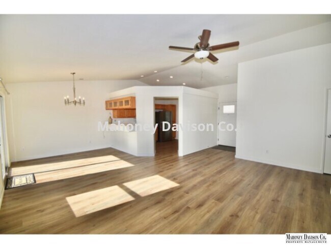 Building Photo - 1696 Madeira Cir