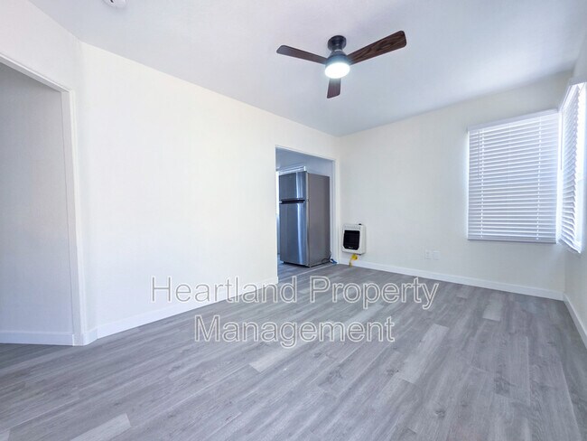 Foto del edificio - 3873 1/2 39th St.