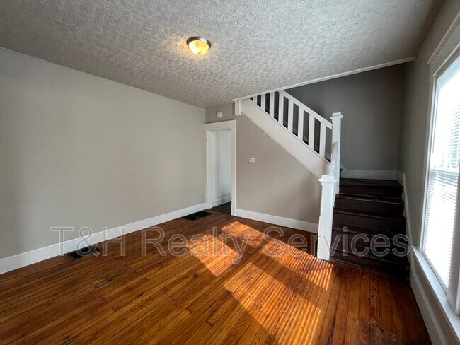 Foto del edificio - 417 N Rural St