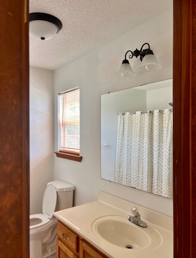 Building Photo - 88 Tanglewood Dr