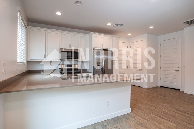 Building Photo - ONE MONTH FREE!!! Beautiful New Home Offer...