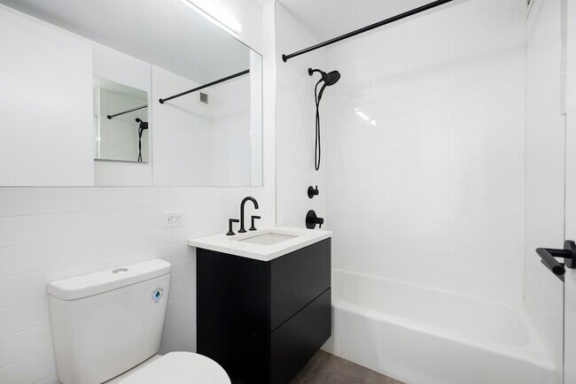 BATHROOM - 142 Stanton St