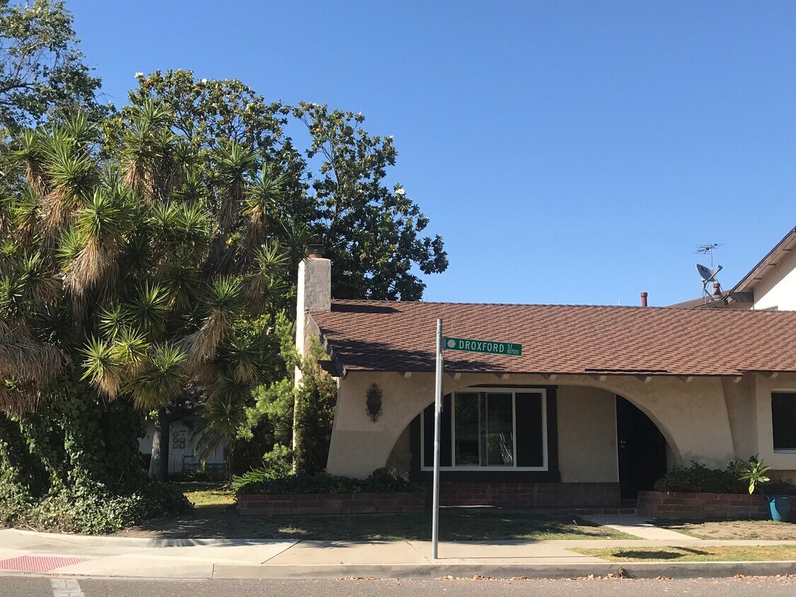 18718 Palo Verde Ave, Cerritos, CA 90703 Townhome Rentals in Cerritos