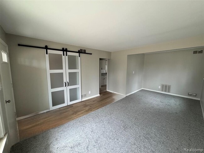 Building Photo - 7012 Tappon Dr