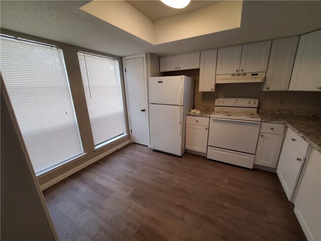 Building Photo - 35 Casa Verde